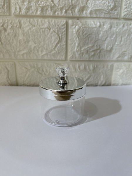 علب أكريليك غطاء فضي مع جوهرة