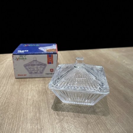 سكرية زجاج مربع محزز
