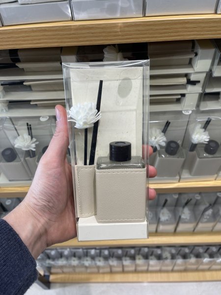 علبة معطر تغليف بيج (كبير مستطيل)
