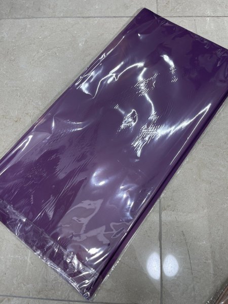 ورق تغليف بنفسجي