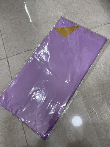 ورق تغليف نهدي خلفية ذهبي